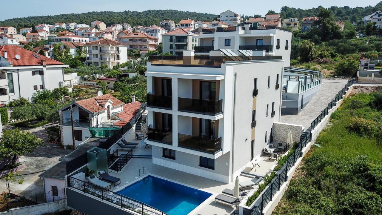 Villa 21 A Trogir Exteriör bild